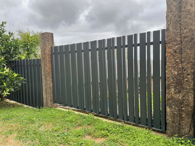 grey dark aluminium brushed grey vertical slat fence