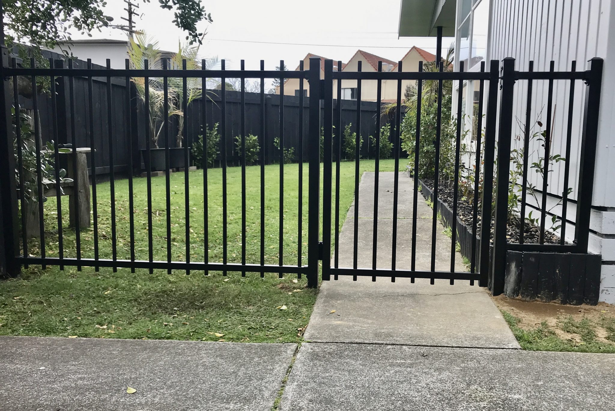 metal bar fence and gate combination for house and home