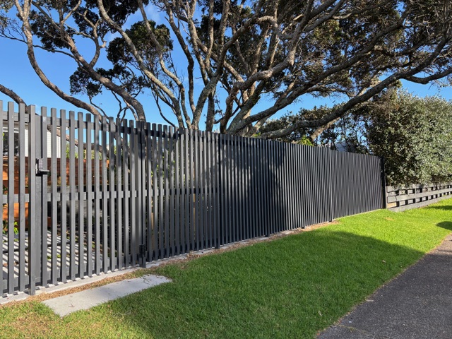 horizontal metal look fence panels for modern stylish effect
