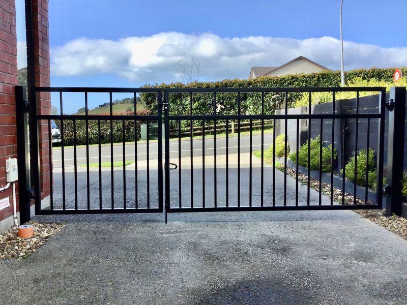 chrome metal look double swing in rising hinge gates for home and drive way
